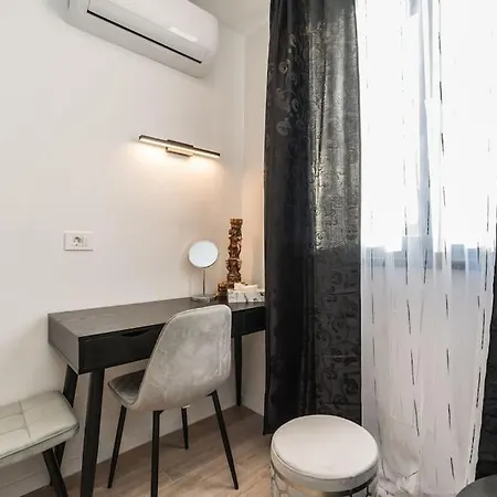 Moderan Stan U Blizini Centra Apartment