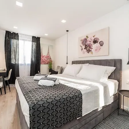 Apartment Moderan Stan U Blizini Centra Zadar